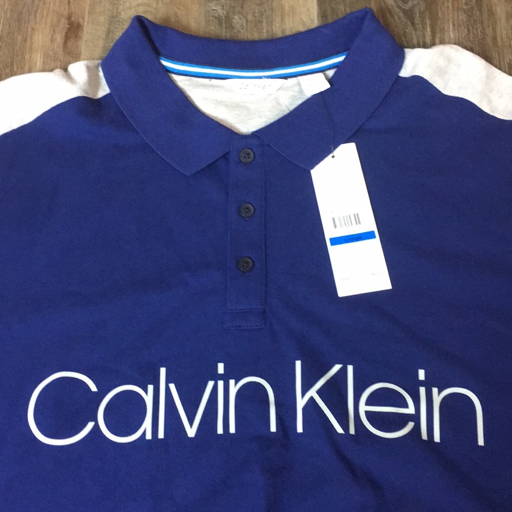 XL - Calvin Klein polo shirt